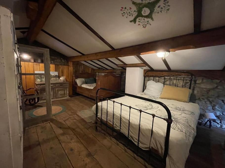 Maison Vigneron - Maison Et Studio Saint-Didier-sur-Beaujeu Eksteriør bilde