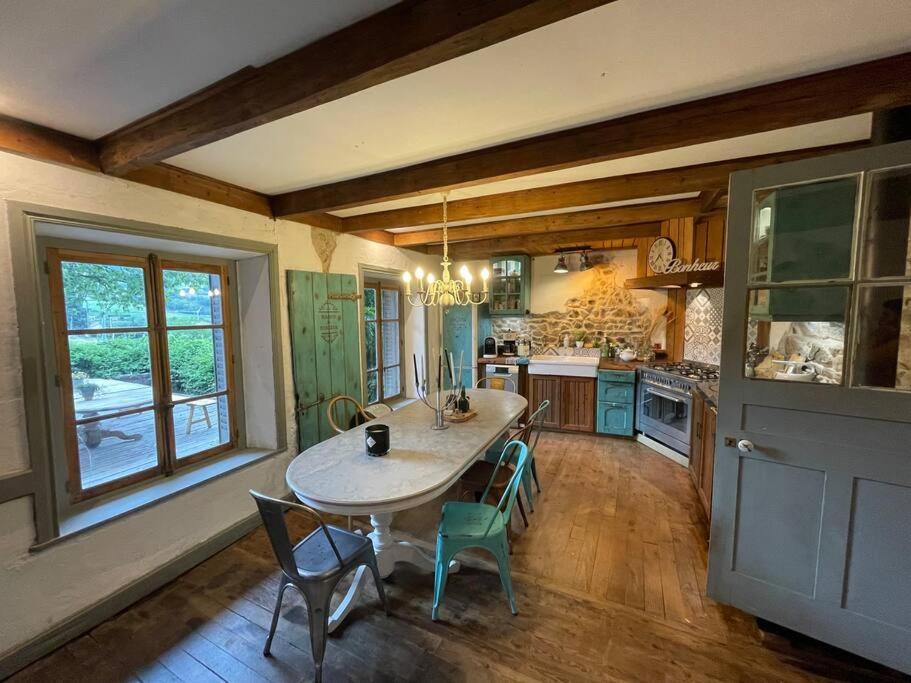 Maison Vigneron - Maison Et Studio Saint-Didier-sur-Beaujeu Eksteriør bilde