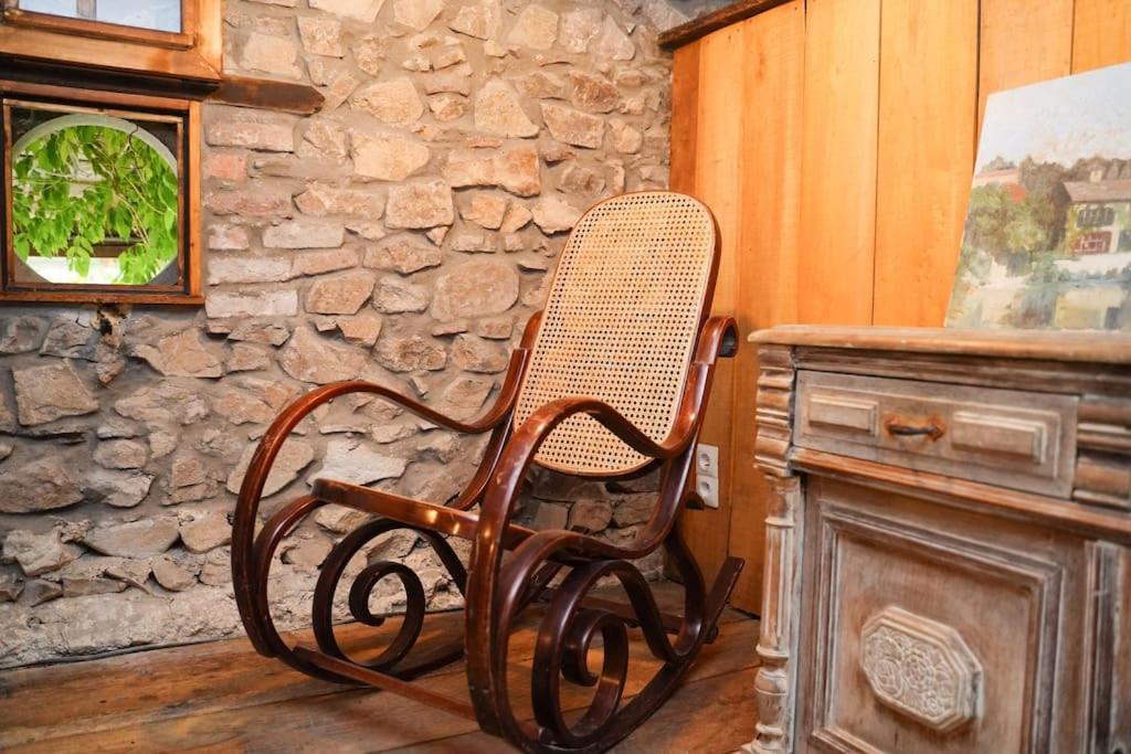 Maison Vigneron - Maison Et Studio Saint-Didier-sur-Beaujeu Eksteriør bilde